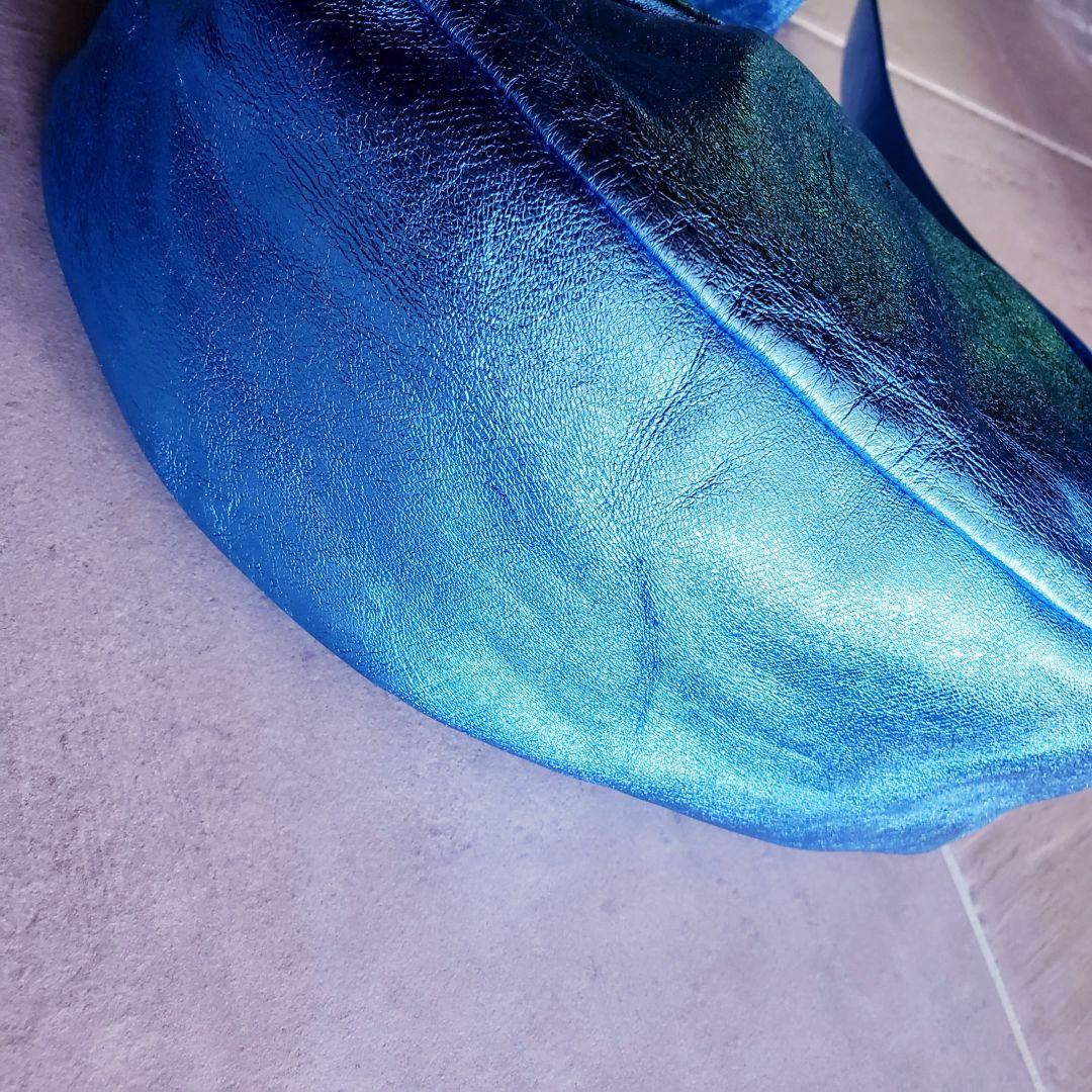 ★美品★　COS　コス　LEATHER　CROSSBODY BAG　ボディバッグ