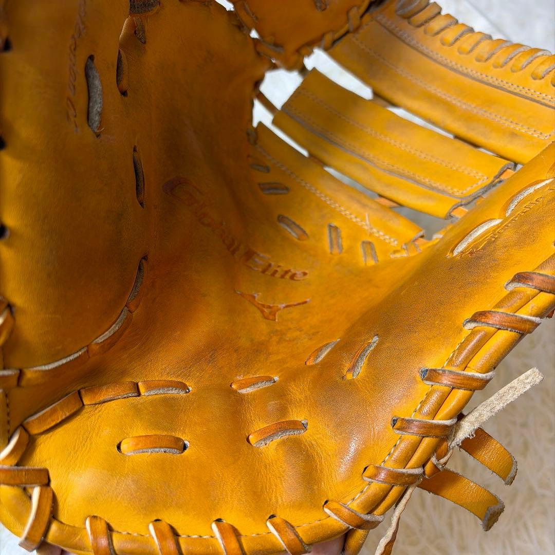 美品　ミズノ　ファーストミット　硬式　軟式　左利き グローバルエリート