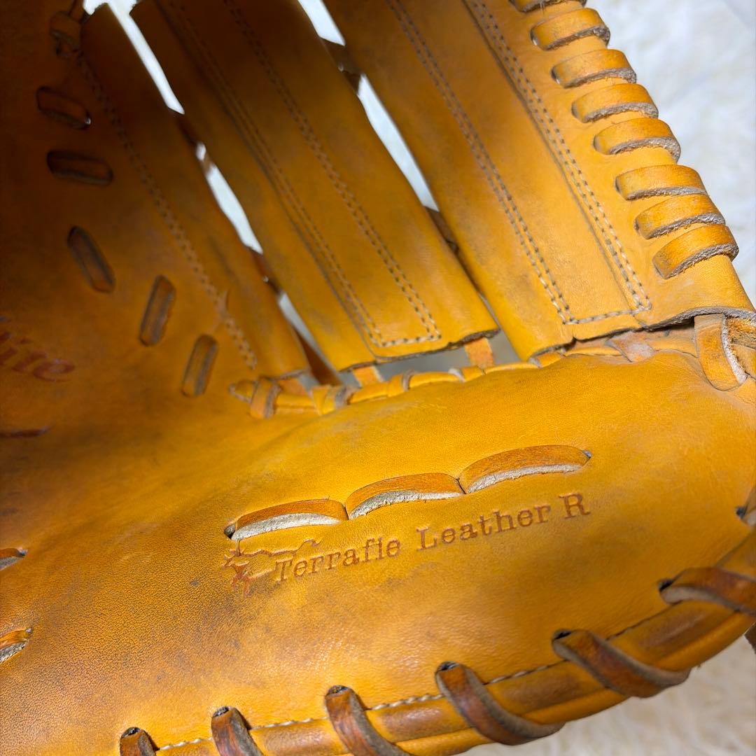 美品　ミズノ　ファーストミット　硬式　軟式　左利き グローバルエリート