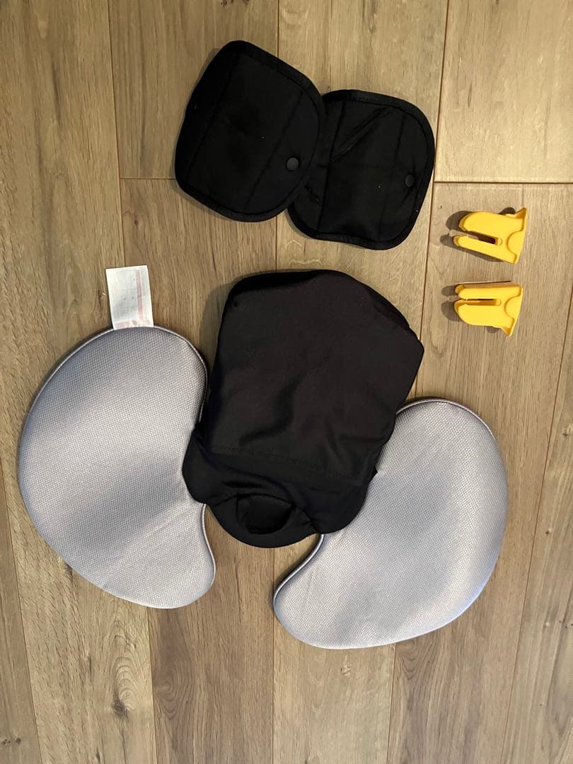 AILEBEBE エールべべ　チャイルドシート　KURUTTO4i　良品