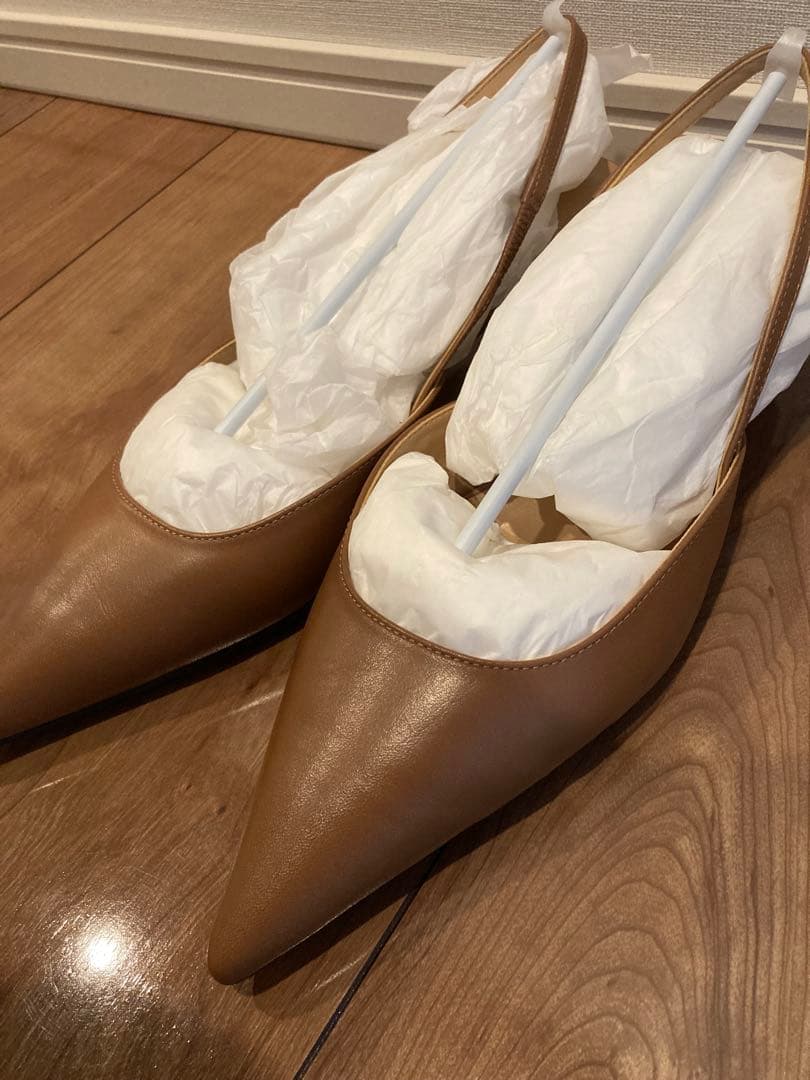 アルアバイル 今期 ポインテッドスリングバック 新品未使用