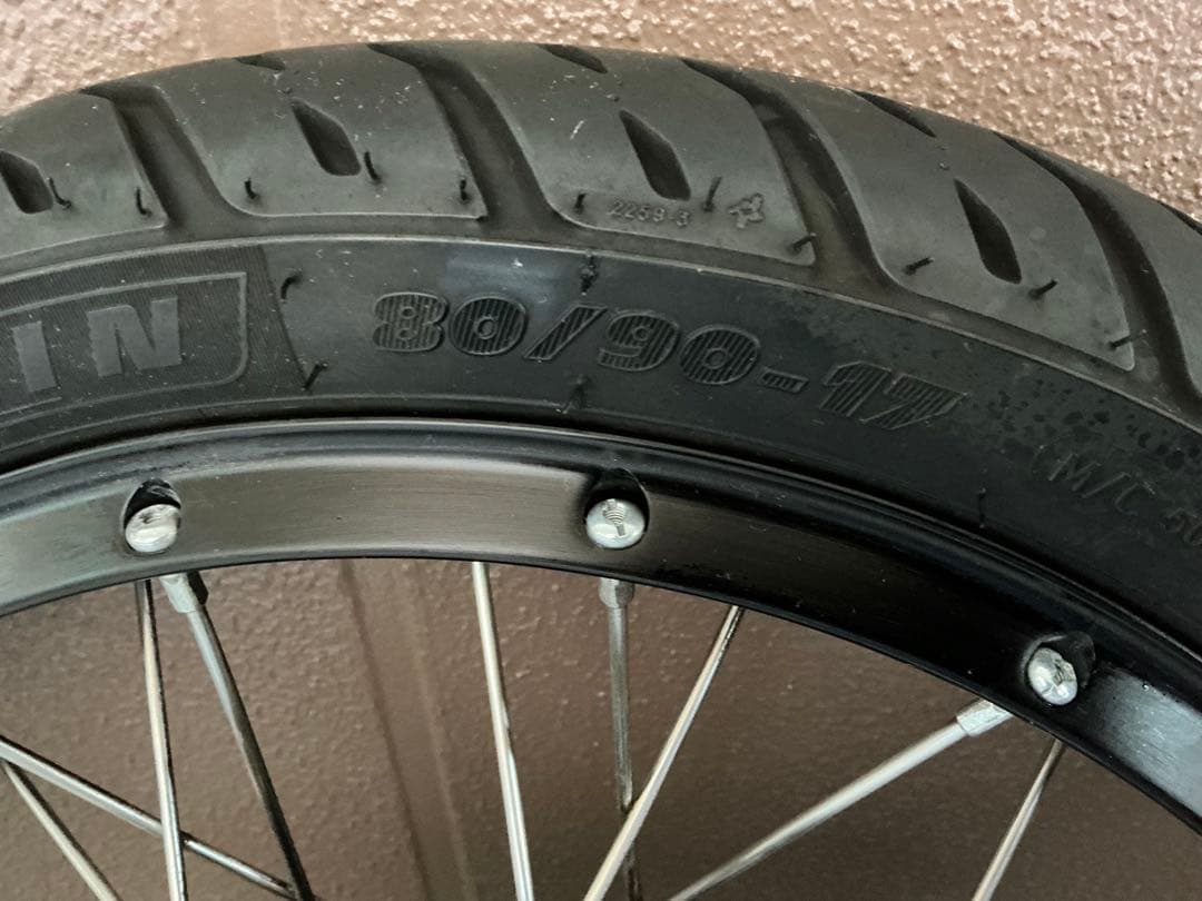 CT125ハンターカブ用GANESHAチューブレスホイールタイヤセット