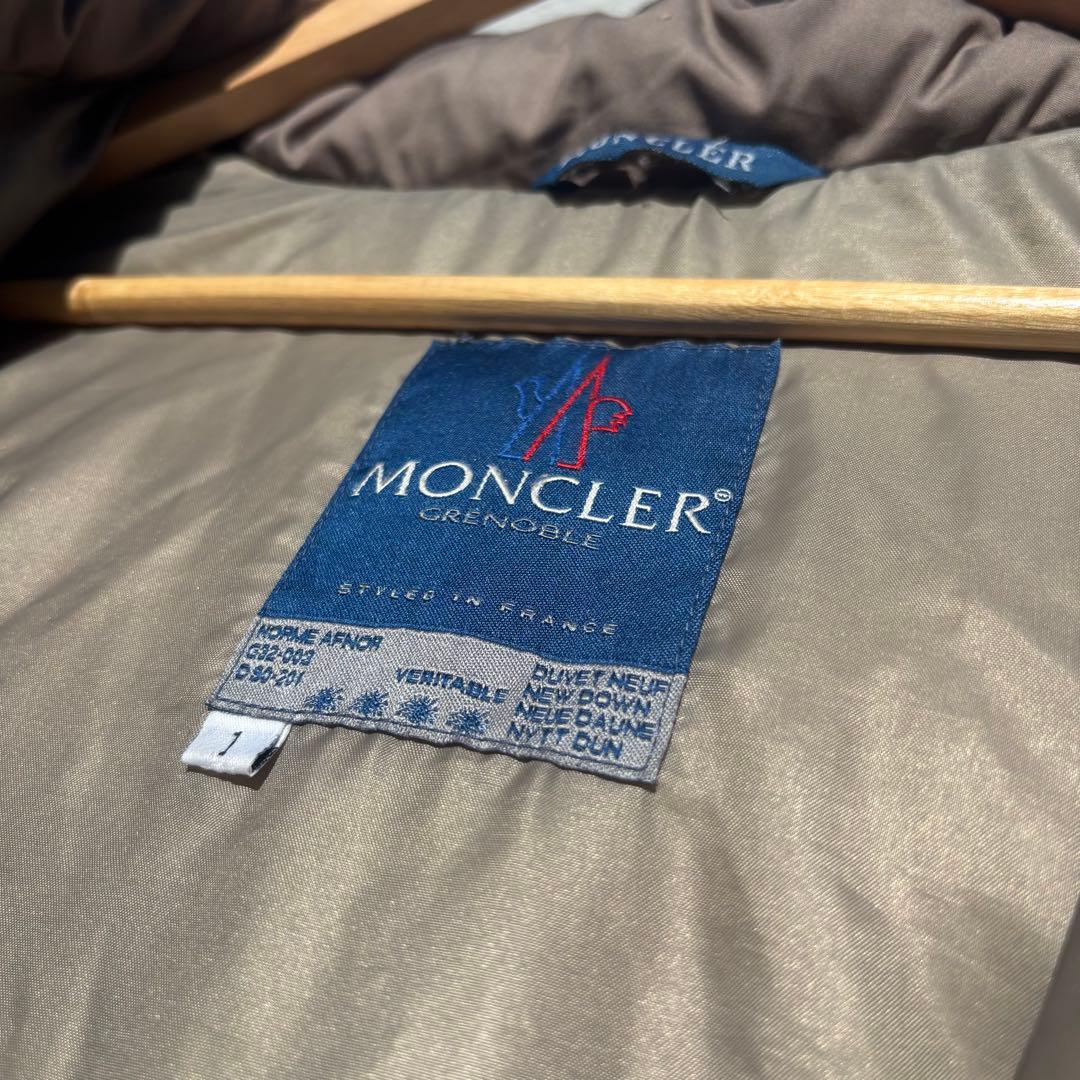 【青タグ】 MONCLER モンクレール パリス Paris フランス製