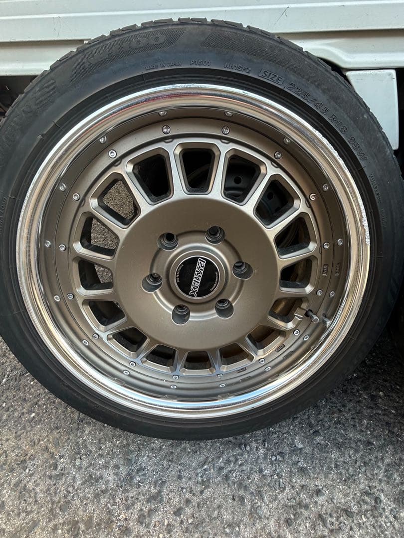 Essex ENCD 18インチ　タイヤ・ホイールセット