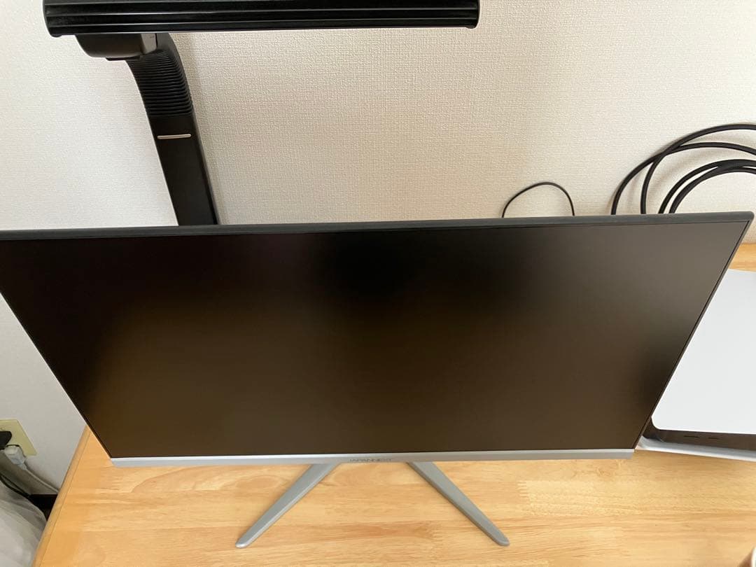21.5型ゲーミングモニター