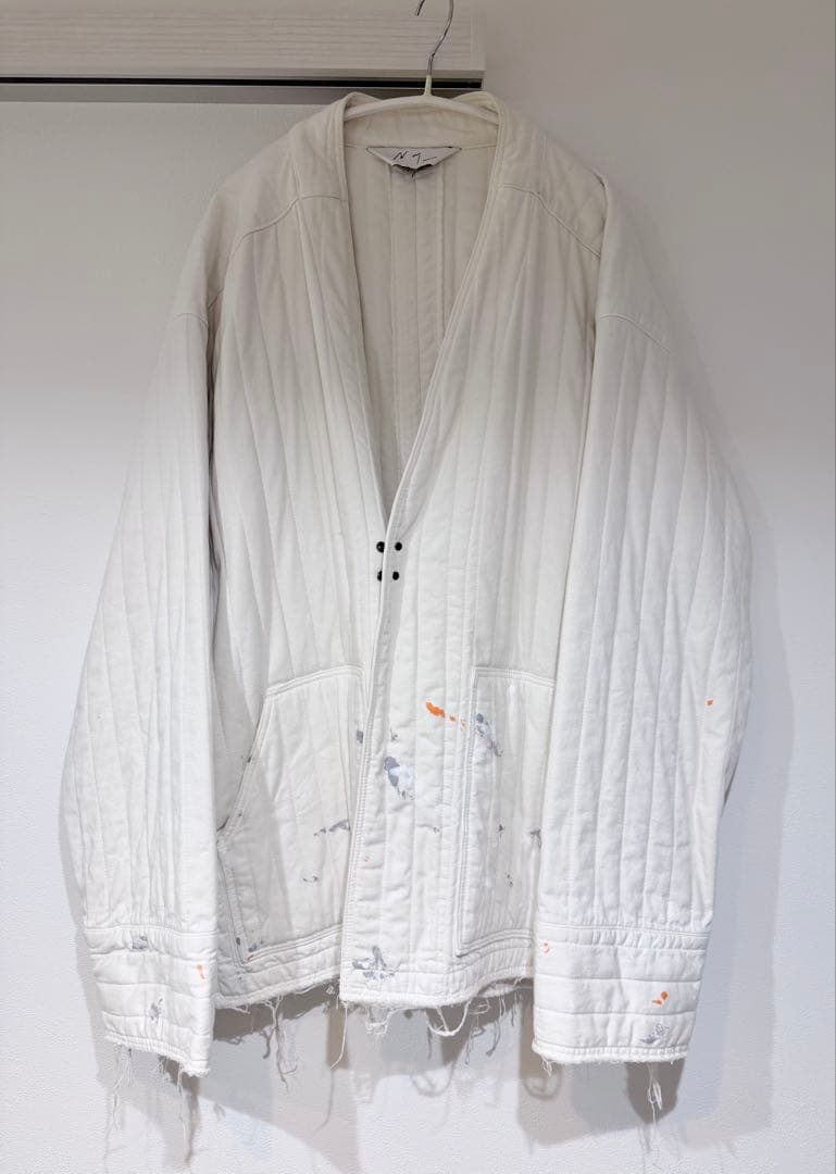 美品 ANCELLM パデッドキルティングカラーレスジャケット 白 1