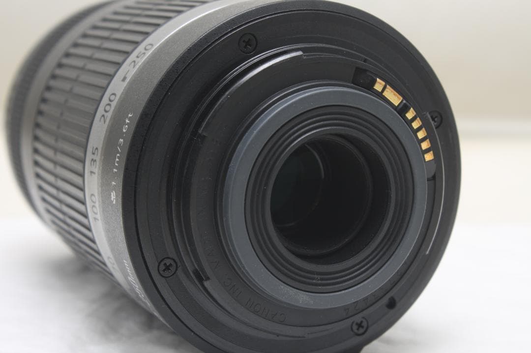 キヤノン EF-S 55-250mm F4-5.6 IS