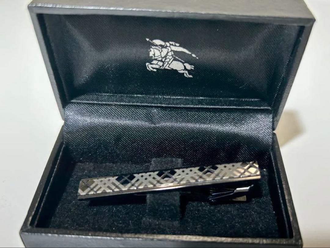 BURBERRY BLACK LABEL ブラック ネクタイピン　　チェック柄