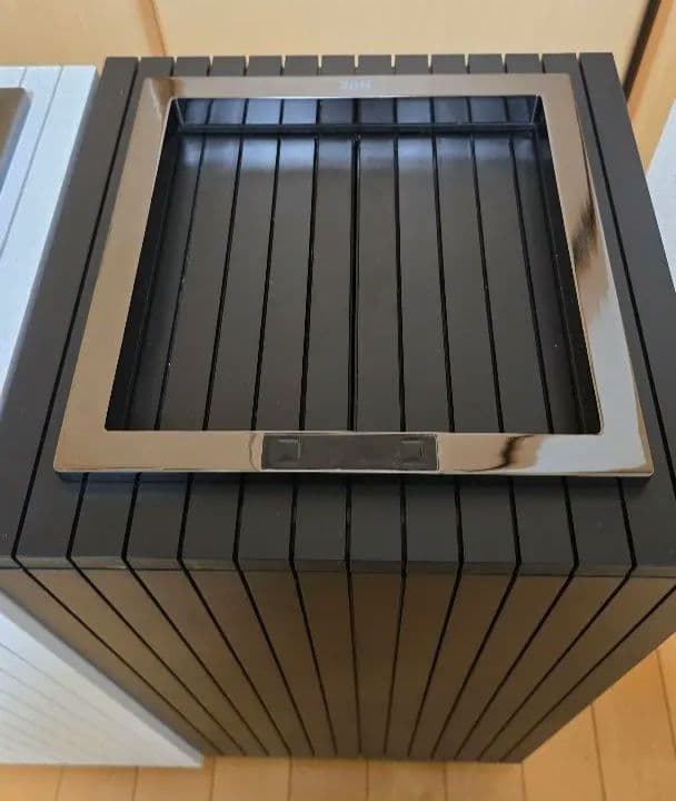 【送料込み】ZitA SQUARE ブラック&ホワイト 2個