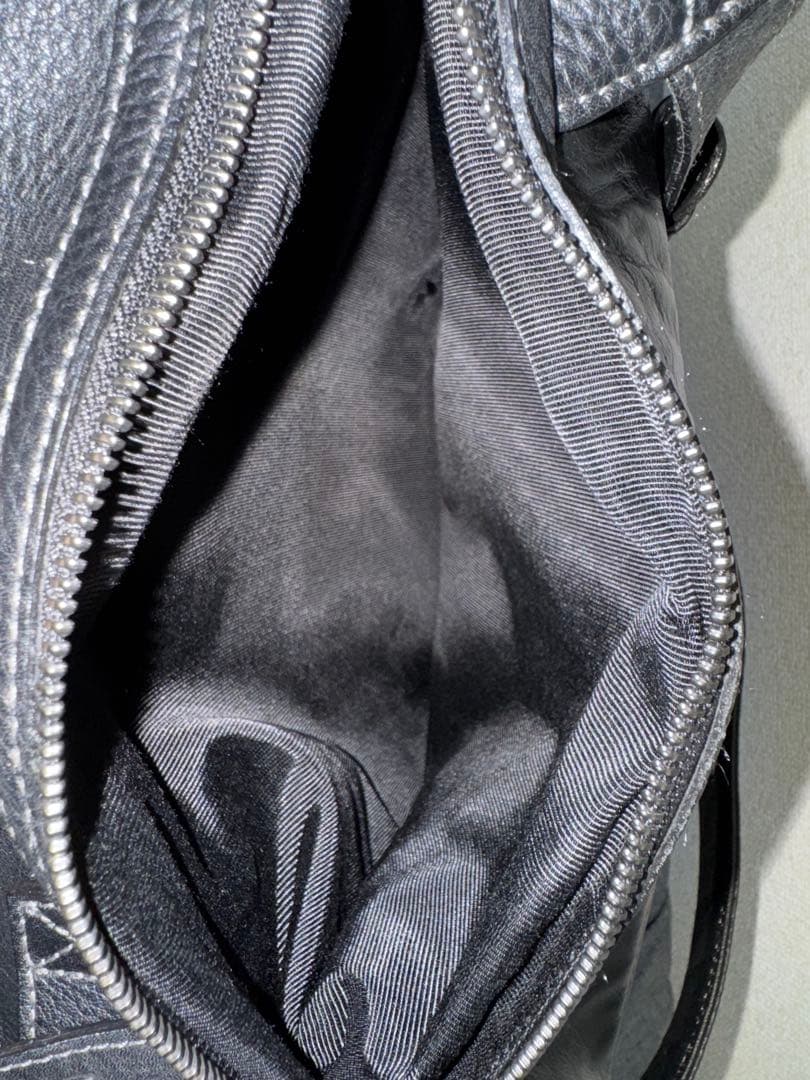 早い者勝ち 最終値引 超美品 土屋鞄 トーンオイルヌメ バックパック ブラック