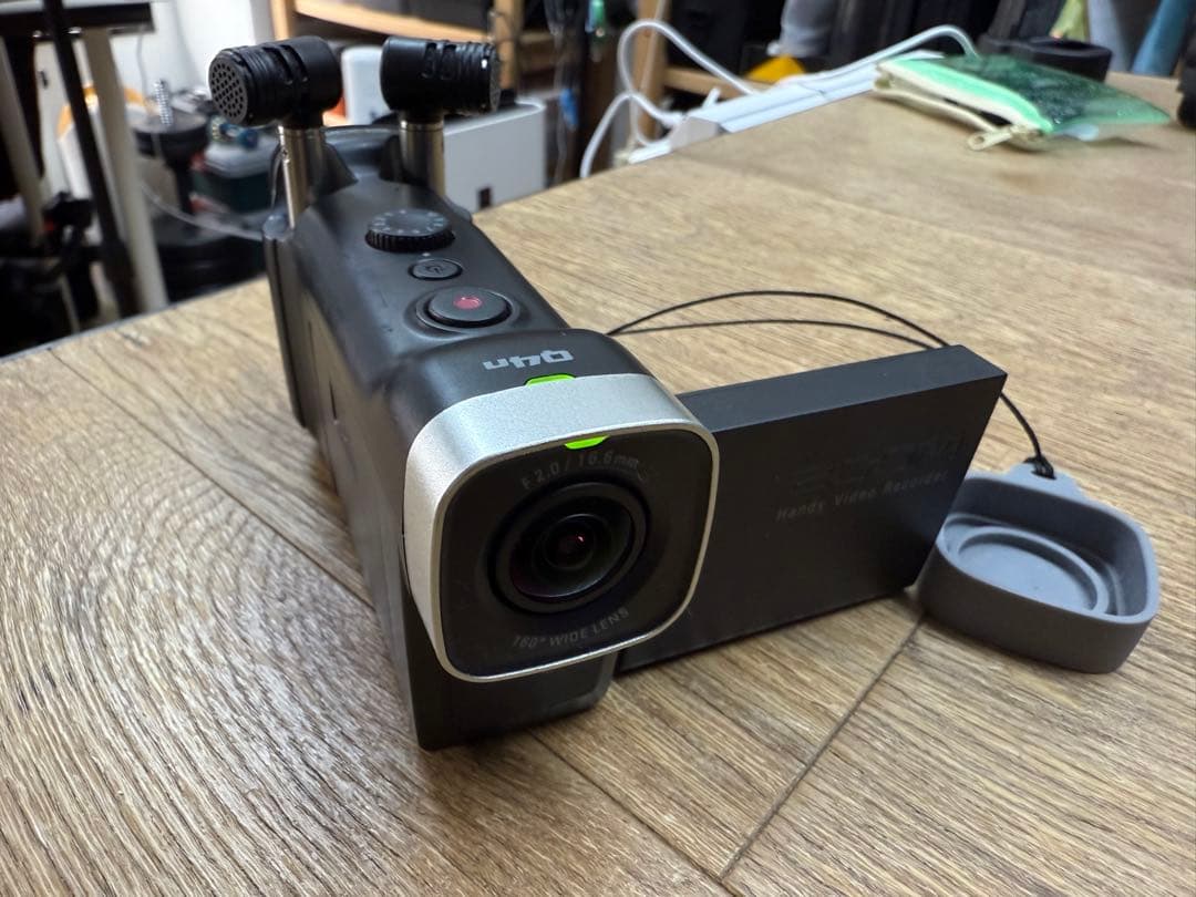 ビデオカメラ ZOOM Q4n