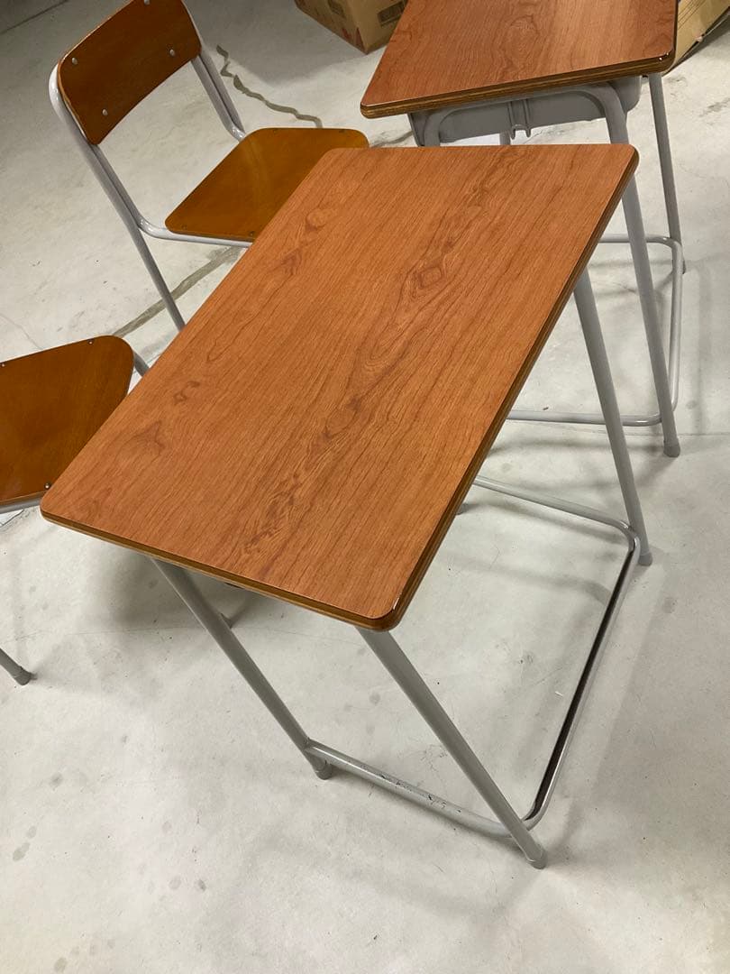 これがラスト1点！！　⭐️美品⭐️ 学習机 なつかしい学校の机と椅子　2セット