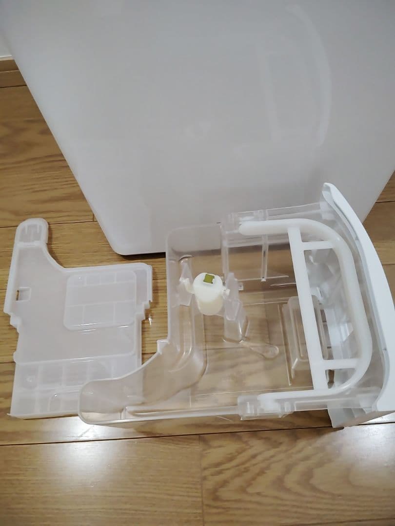 【極美品】Panasonic 衣類乾燥除湿機 F-YHVX120 2023年式