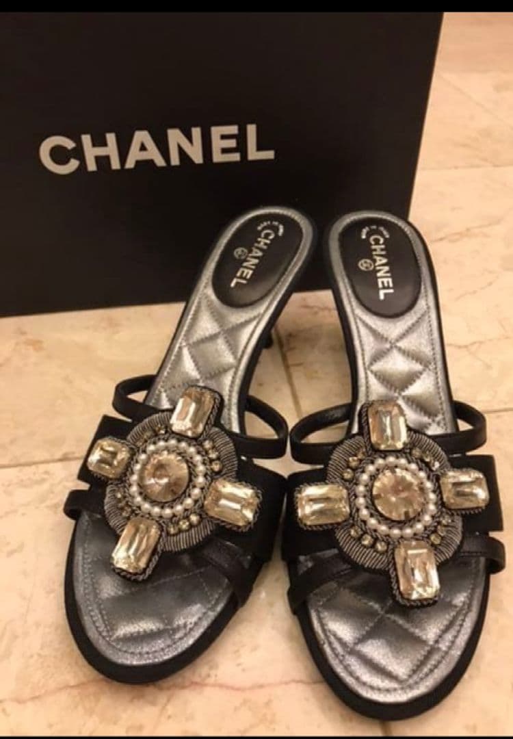 専用ページ『訳あり』　シャネル　サンダル　ミュール 37