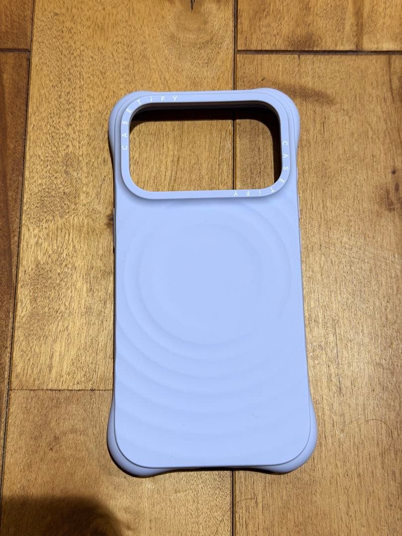 CASETiFY iPhone17Pro ウェーブシリコン ニチニチソウ