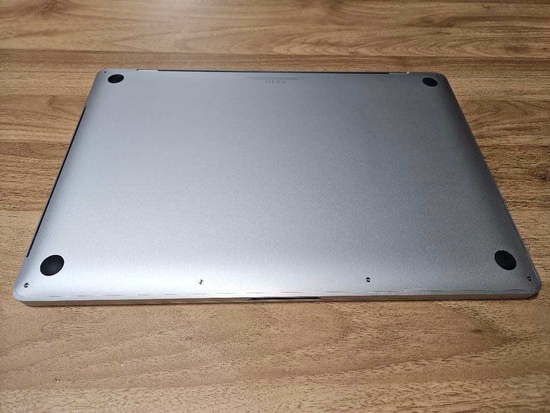 【極美品・おまけ付】MacBook Pro (16-inch, 2019)