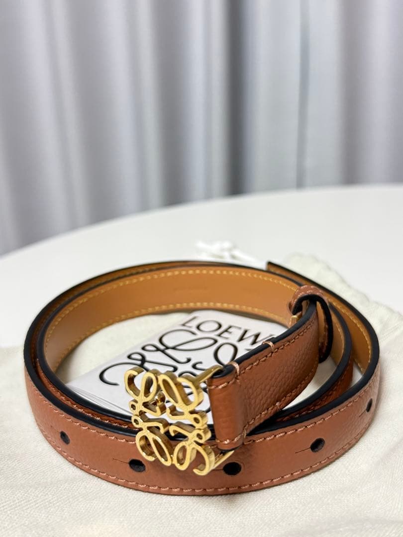 LOEWE ロエベ アナグラム レザーベルト タン70/28 新春初売りセール！