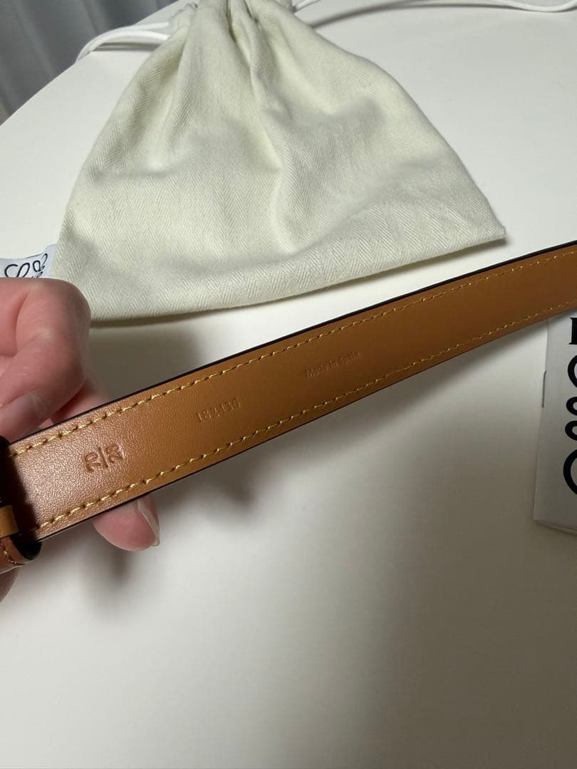 LOEWE ロエベ アナグラム レザーベルト タン70/28 新春初売りセール！