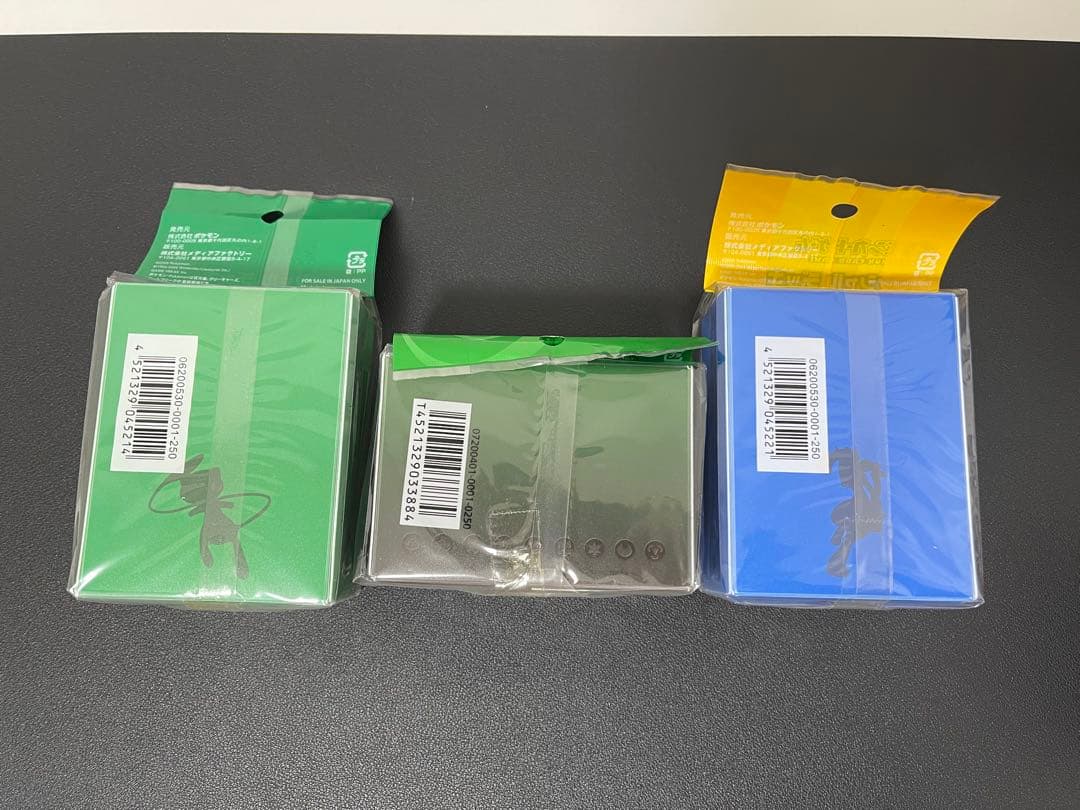 ハーフデッキケース　3点　ミュウ　レックウザ　ルカリオ