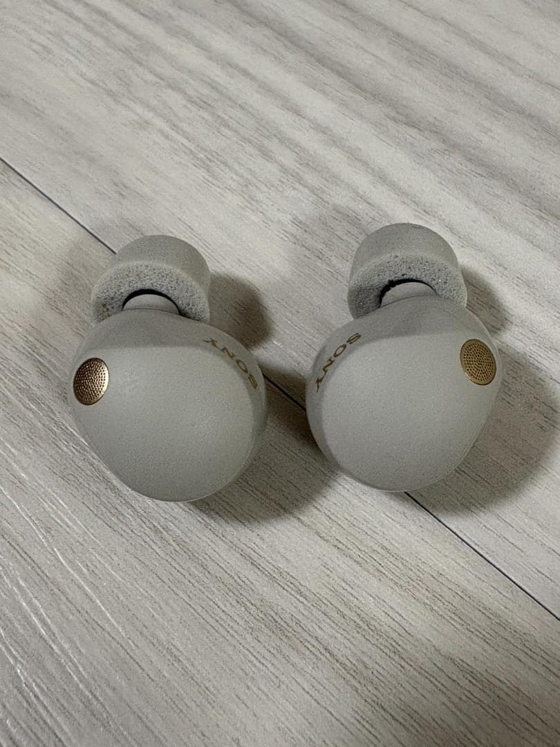 SONY イヤホン wf1000xm5 シルバー ノイズキャンセリング