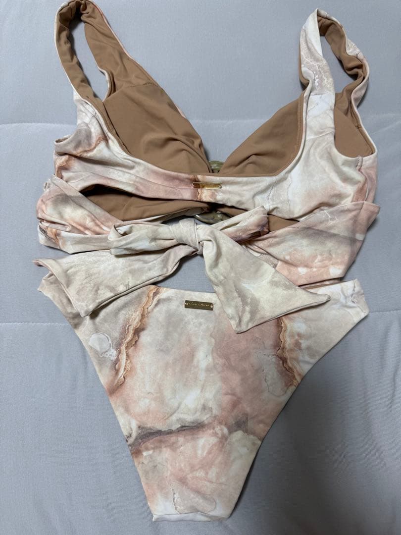 eimy istoire フロントリングビキニSET