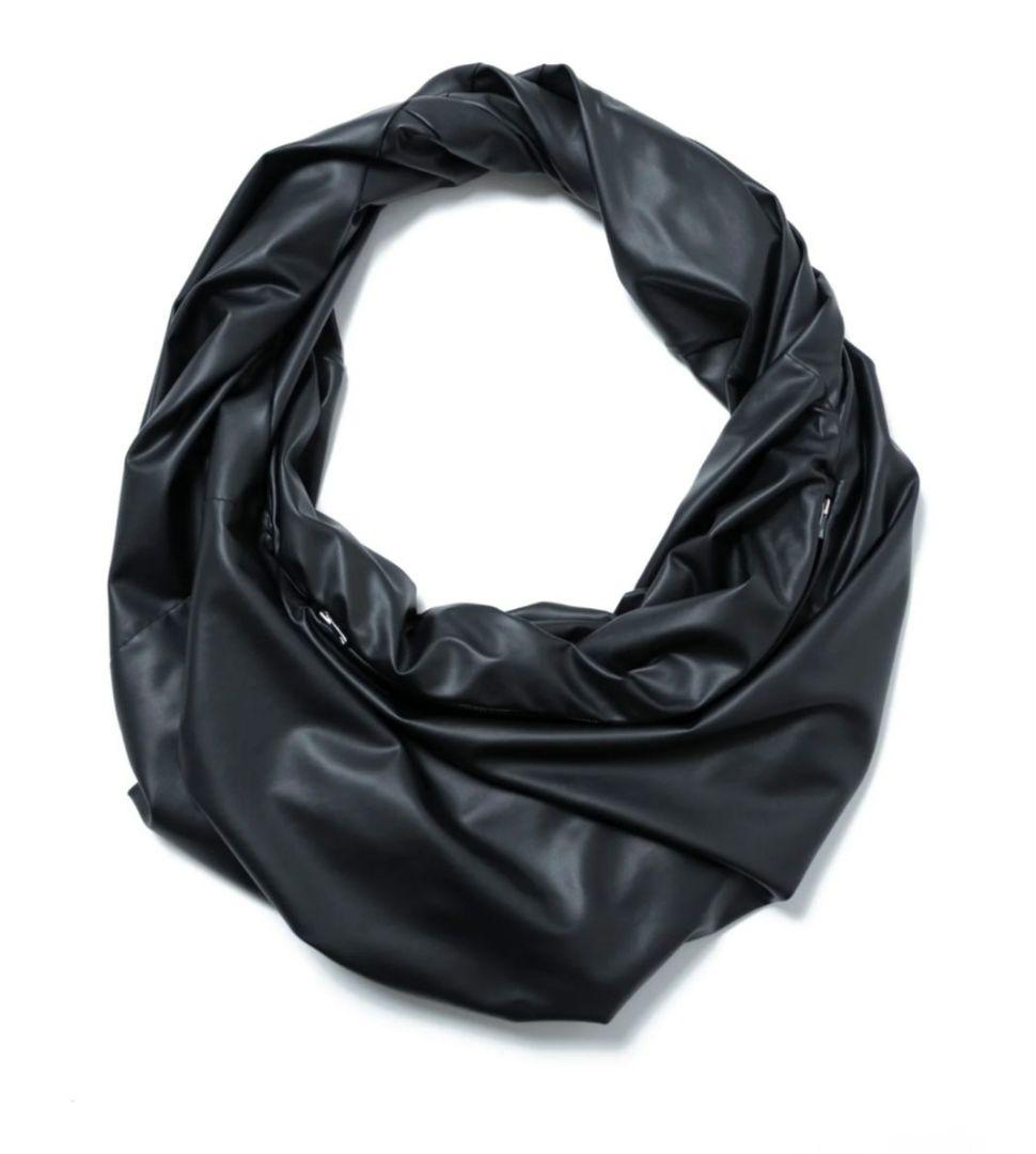 バッグ FUMITO GANRYU Draped Shoulder Bag Black