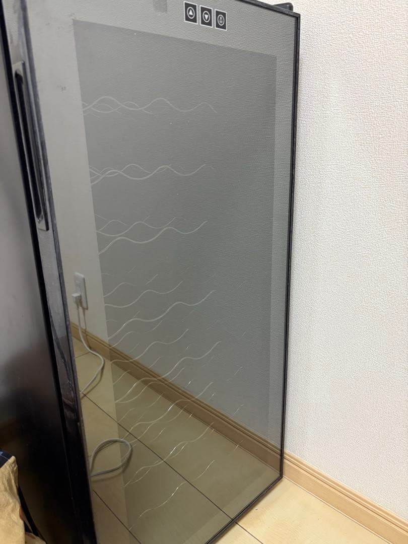 ワインセラー ガラス扉 32本　78L