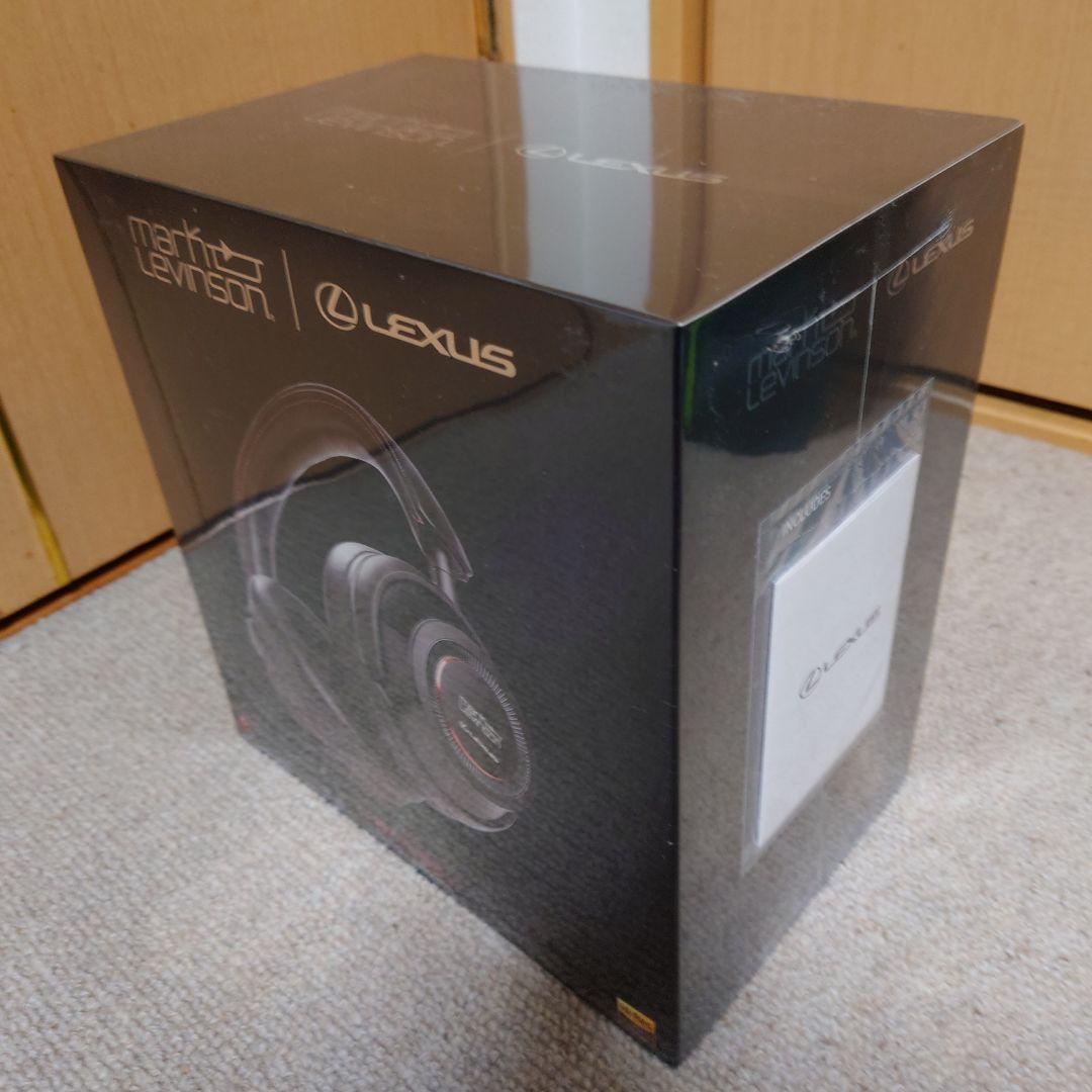 LEXUS マークレビンソンのワイヤレスヘッドホン＆LEXUSノベルティ