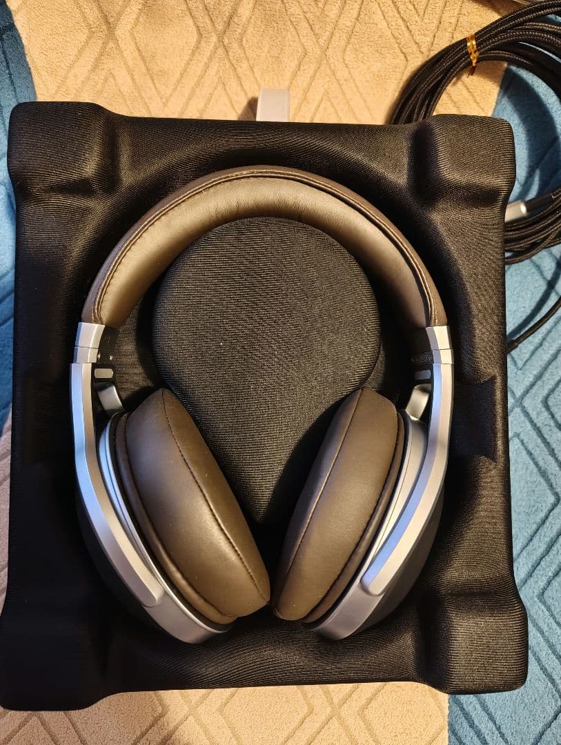 DENON AH-D5200 定価約6万円 ハイエンドヘッドホン