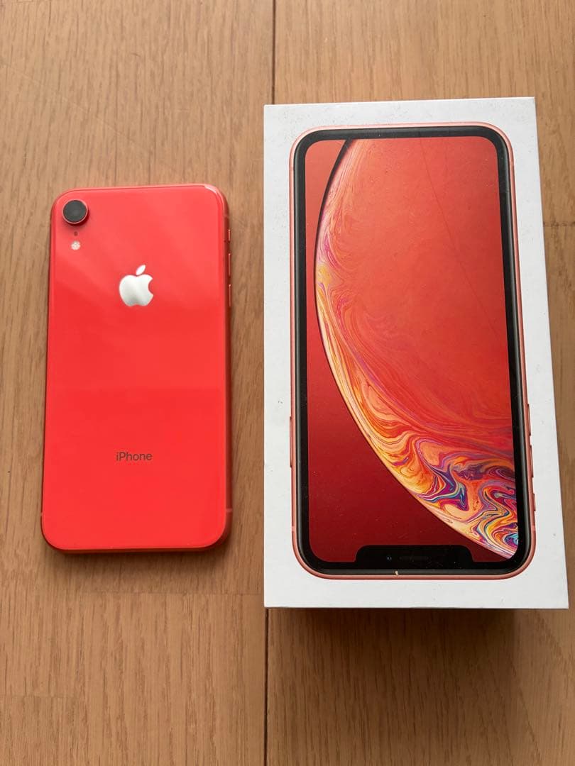 iPhone XR64GB コーラル　カバー、箱有り