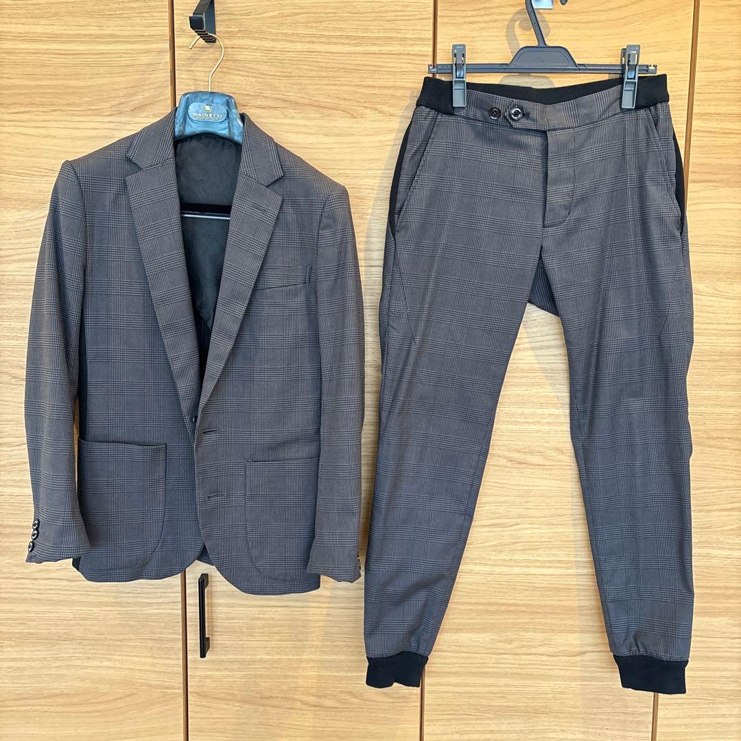 (最終)★美品★ ウノピュウノウグァーレトレ　セットアップ　Ⅲ