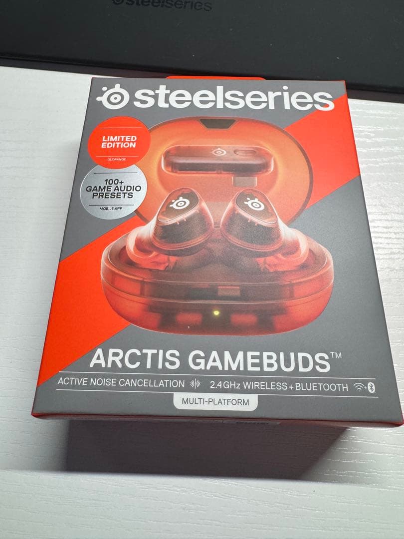 【極美品】SteelSeries Arctis GameBuds