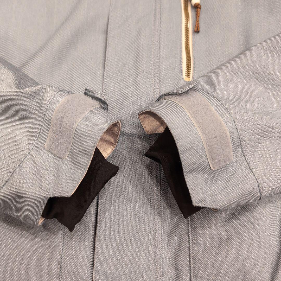 686スノボウェア