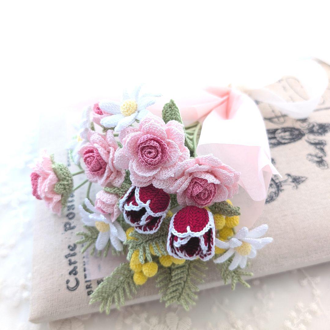 【シクラメン】ティッシュボックスカバー(ブルー)☆レース編みのブーケ