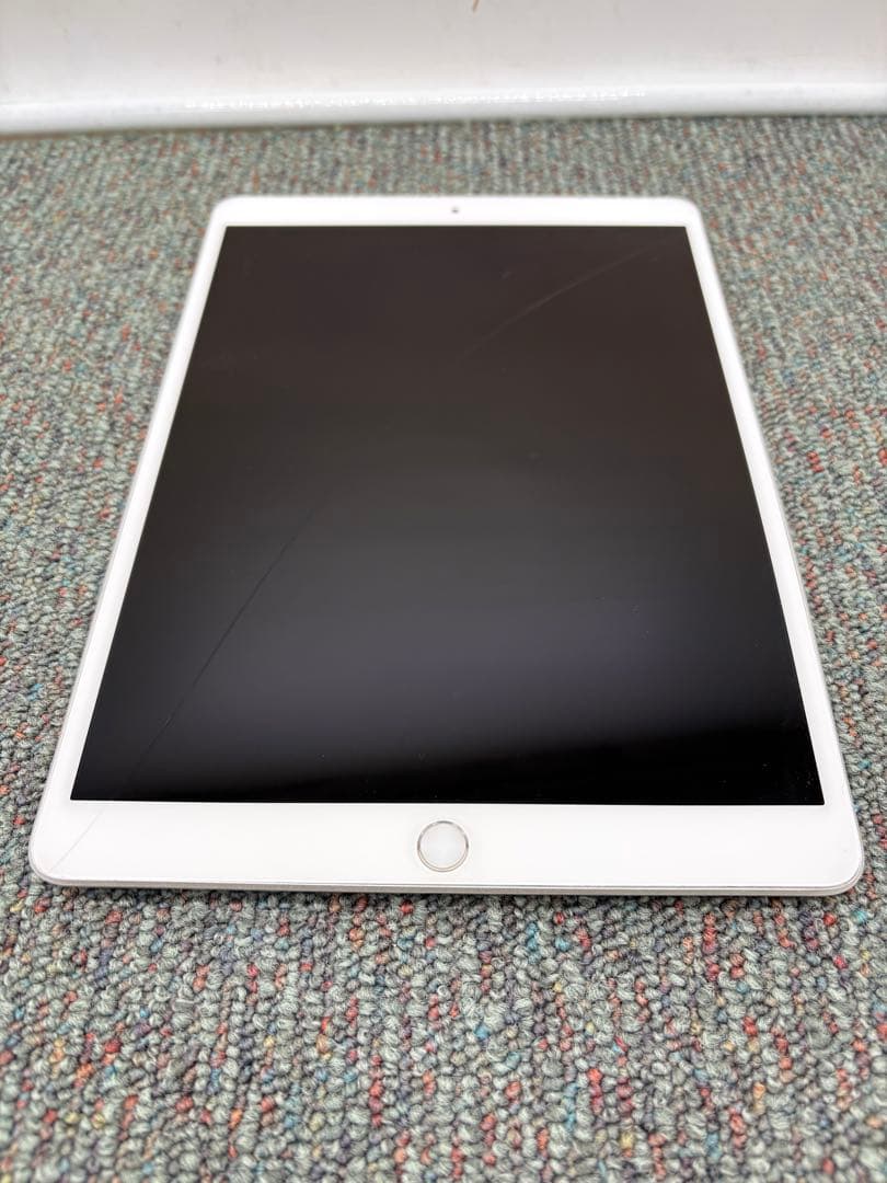 【100%】 iPad Air 第3世代　Wi-Fi + Cellularモデル