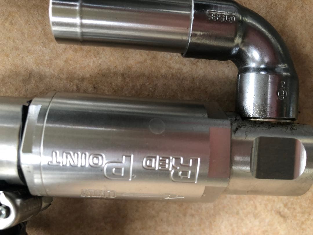 アバルト595 レッドポイント製　減圧バルブ　レデューサーキット