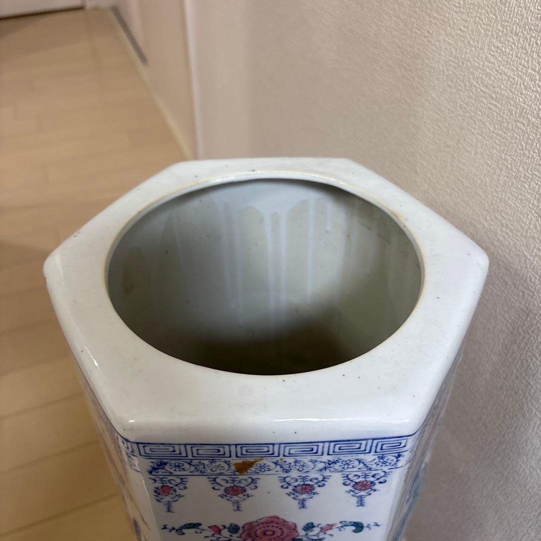 陶器製 傘立て 白地 花柄 玄関 陶磁器 焼物 インテリア 花瓶 陶器傘立て