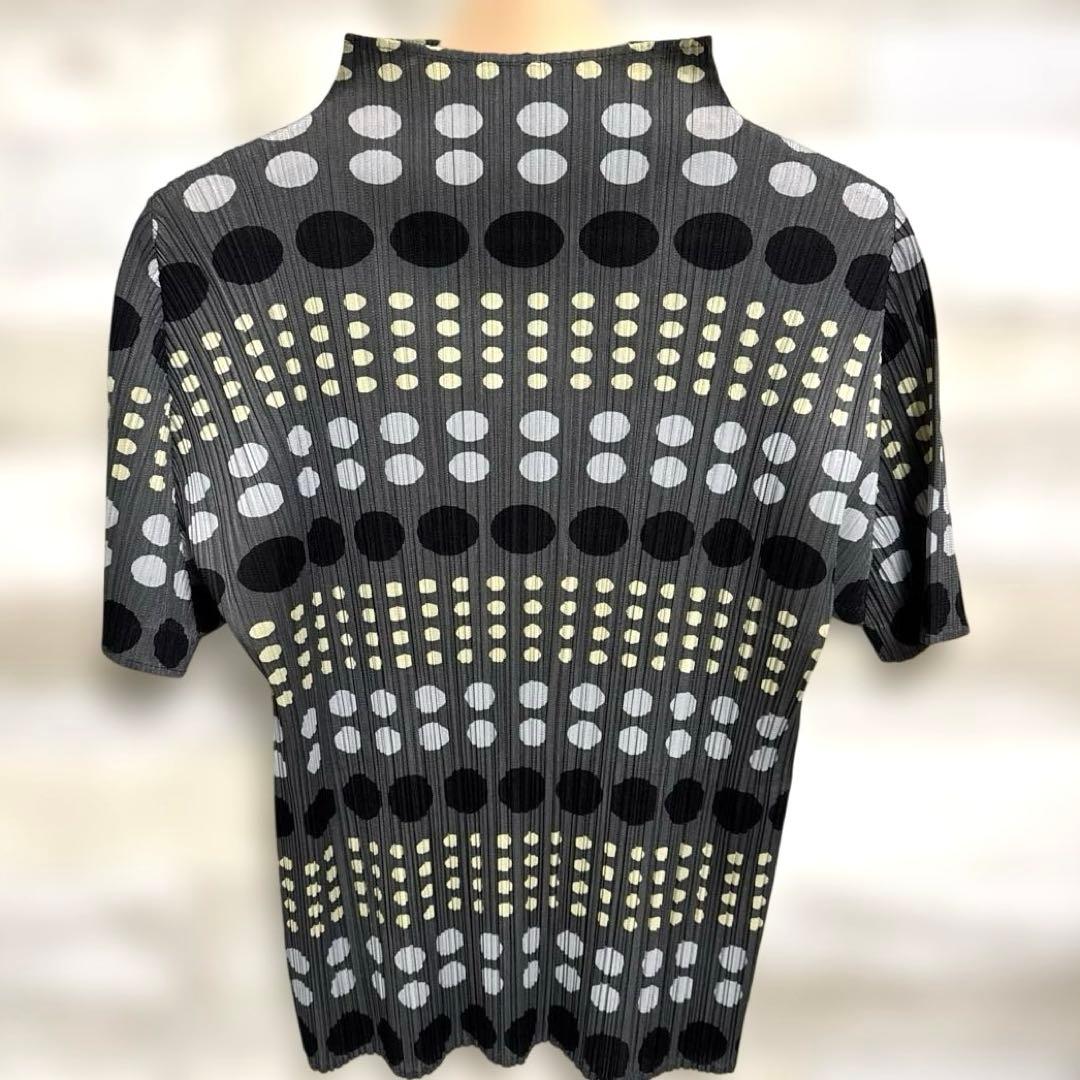 良品　プリーツプリーズ　Tシャツ　カットソー　グレー　ブラック　ドット　サイズ４