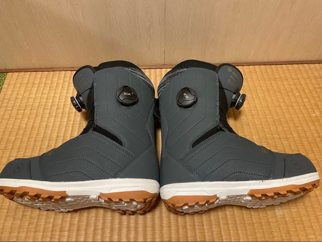 ナイデッカー　スノーボードブーツ　レディース　22.5cm