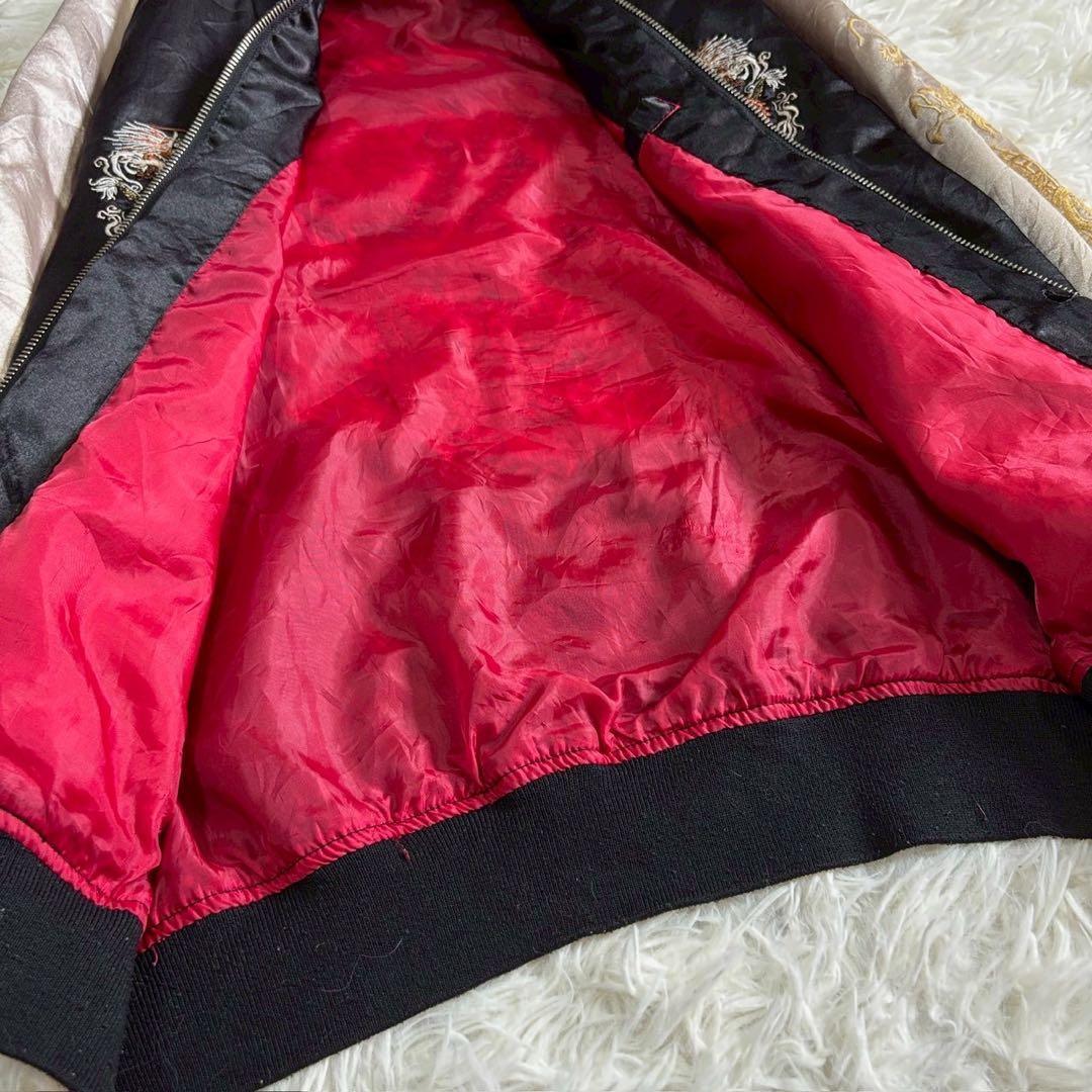 スカジャン ブラック ゴールド ドラゴン刺繍入り スタイリッシュ 長袖 B176