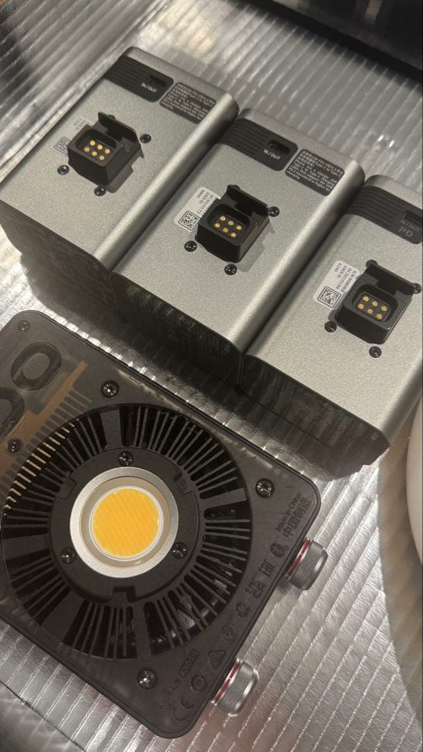 ZHIYUN MOLUS X100 純正バッテリー×3個付属