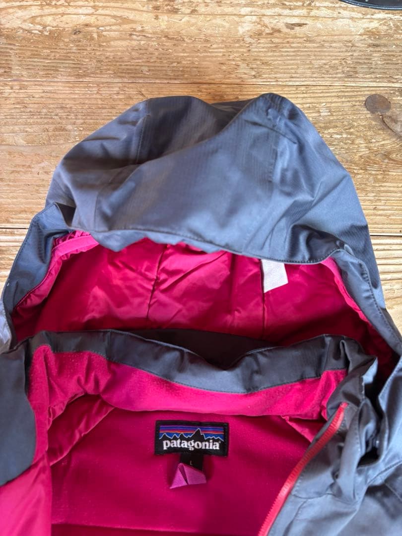 patagonia スノージャケット　 グレー/ピンク キッズ12才