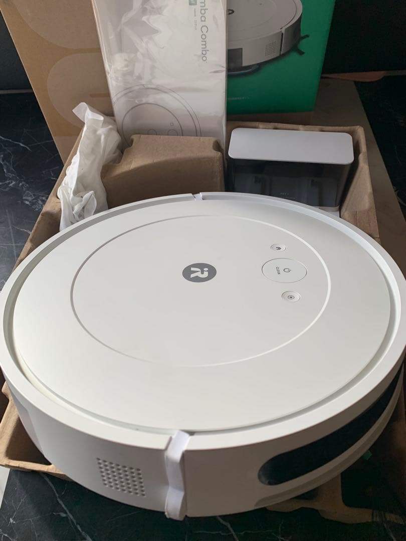 ルンバ コンボ エッセンシャル掃除ロボット