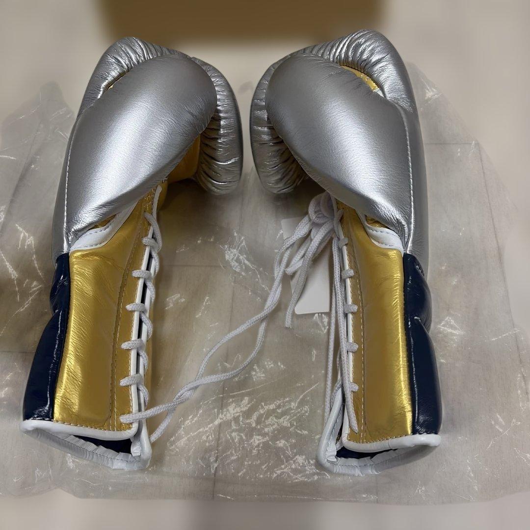 は*ち様 新品Winning ボクシンググローブ 14 oz シルバー/ゴールド