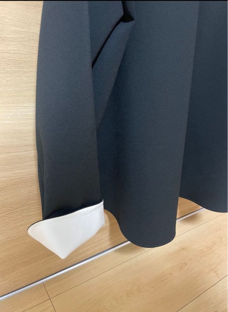 美品　ルフィル　スキューバダンボールブラウス　ブラック