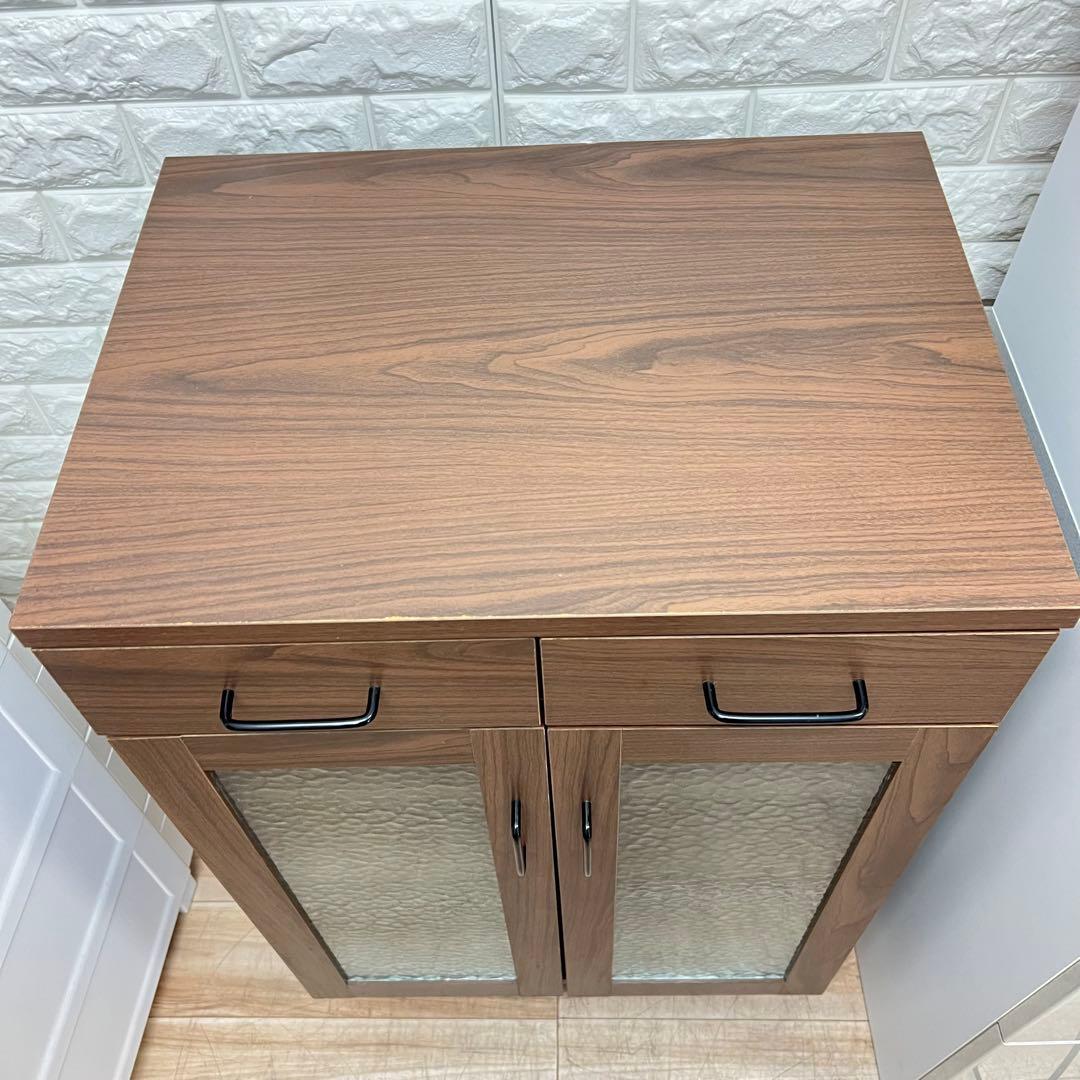 キャビネット ガラス扉 食器棚