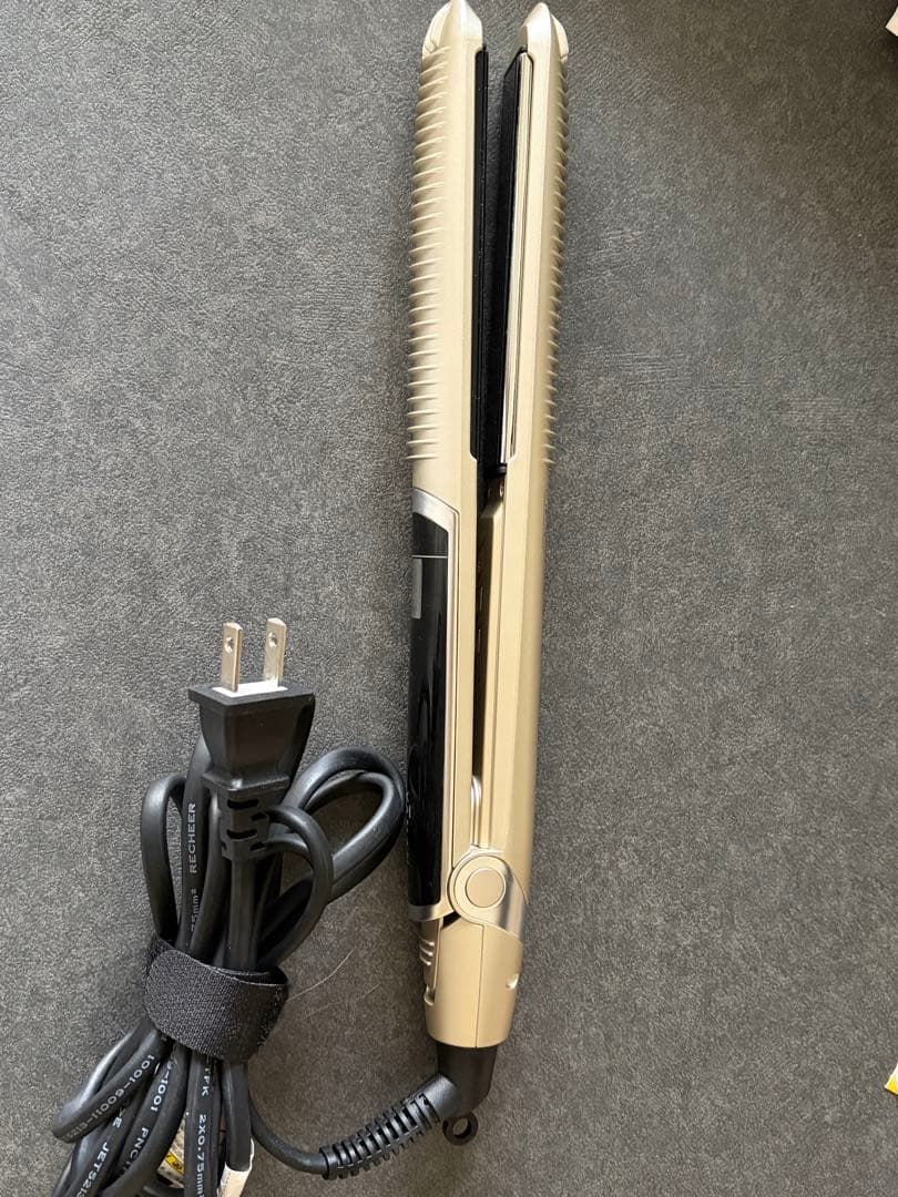 YA-MAN ヤーマン　ストレートアイロン