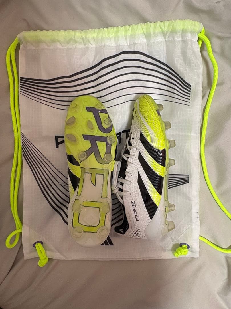 PREDATOR ELITE HGAG JPN サッカーシューズ