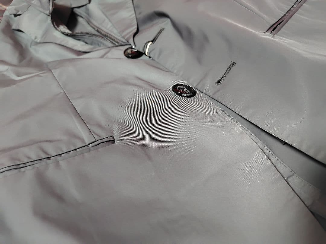 新品・未使用　EMPORIO ARMANI　テーラードジャケット取り外し可能