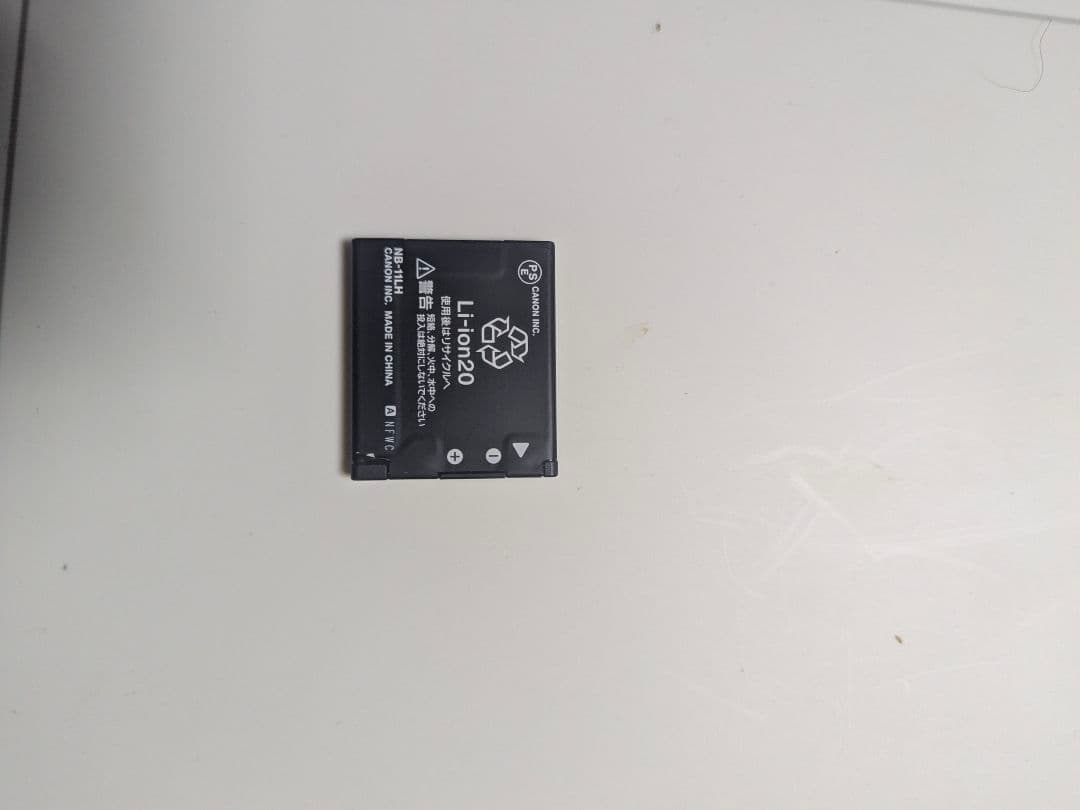 Canon IXUS コンパクトデジタルカメラ ブラック